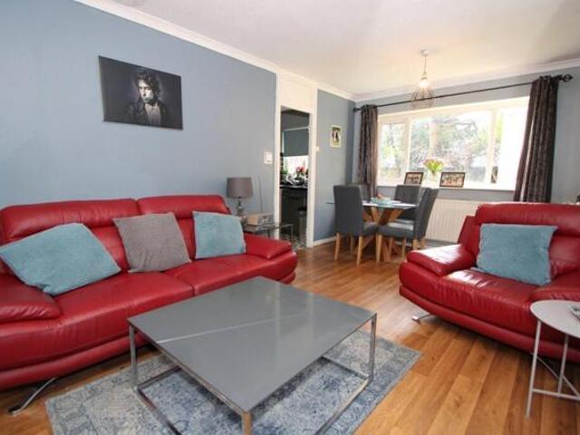 Apartment for sale in Bromley, Southend