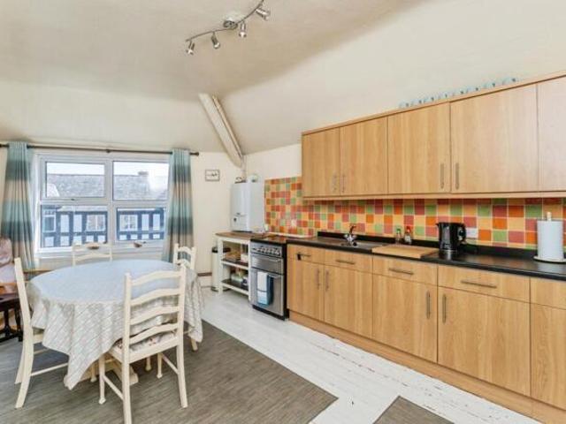 Apartment for sale in Colwyn Bay, Wales
