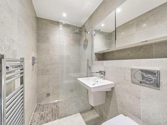 Apartment for sale in Finchley, Church End