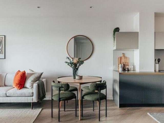 Apartment for sale in Greenwich Peninsula, Greater London