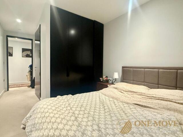 Apartment for sale in Greenwich, Greenwich Peninsula