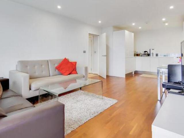 Apartment for sale in Greenwich, Royal Borough of Greenwich