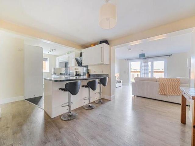 Apartment for sale in Bolton Low Houses, Hampshire