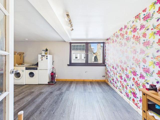Apartment for sale in Kingussie, Scotland