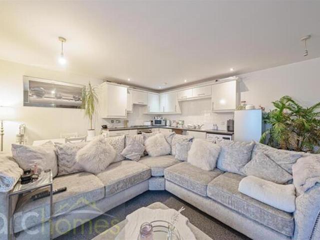 Apartment for sale in Leigh, Howe Bridge