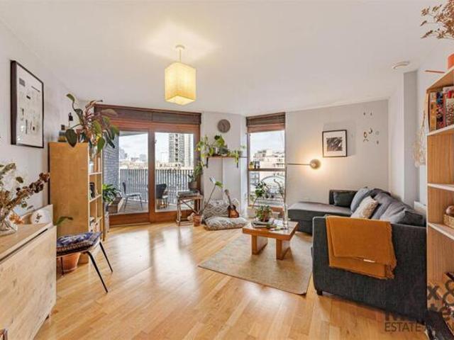 Apartment for sale in Bermondsey, Greater London