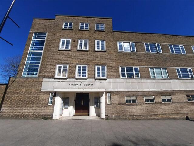 Apartment for sale in London Borough of Lewisham, Forest Hill