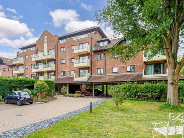 Apartment for sale in Windsor, Fishery