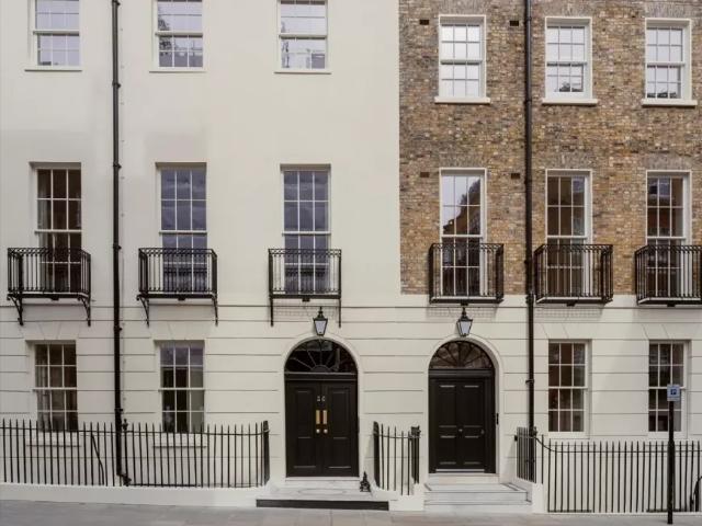 Apartment for sale in Mayfair, Greater London