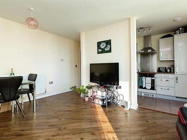 Apartment for sale in Milton Keynes