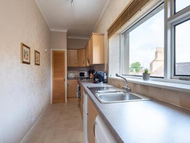 Apartment for sale in Montrose, Barracks