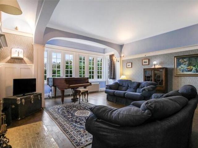 Apartment for sale in Skelmorlie, Scotland
