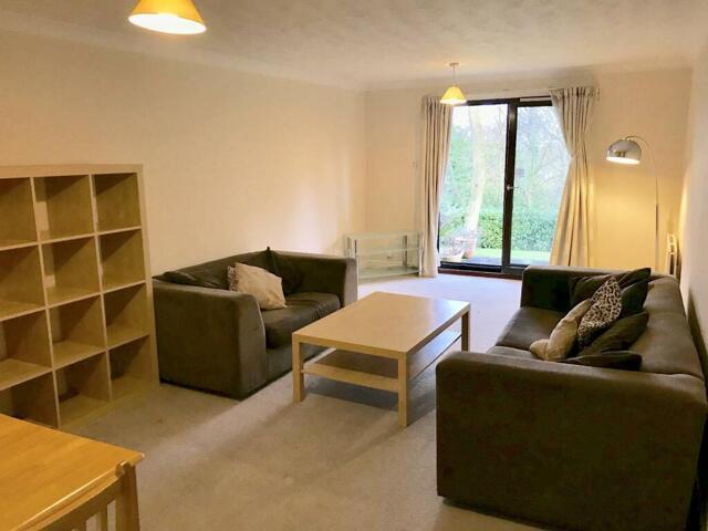 Apartment for sale in Oakwood, West Yorkshire