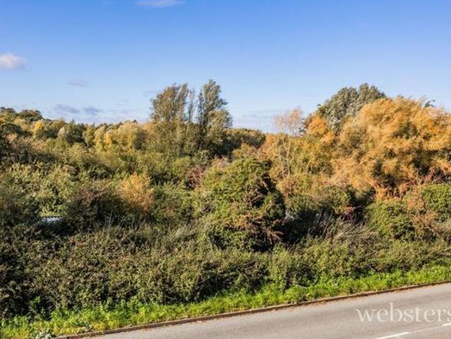 Apartment for sale in East Bank, Norfolk