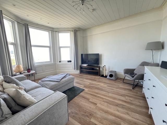 Apartment for sale in Onchan