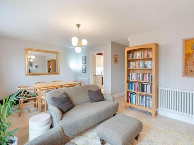 Apartment for sale in The Slade, Oxfordshire
