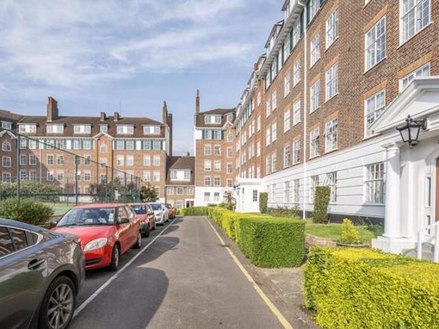 Apartment for sale in Richmond, Petersham Apartment for sale in Richmond, Petersham
