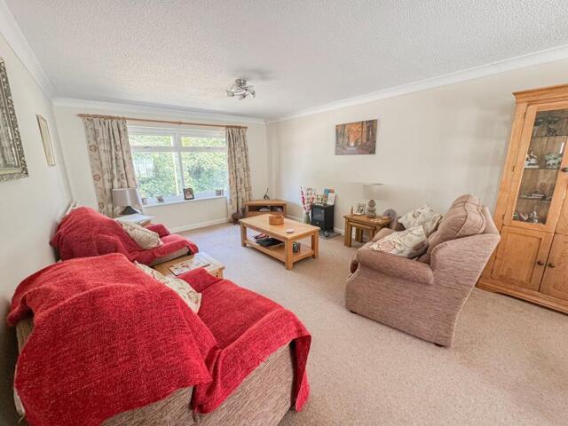 Apartment for sale in Ringwood, Ashurst Bridge
