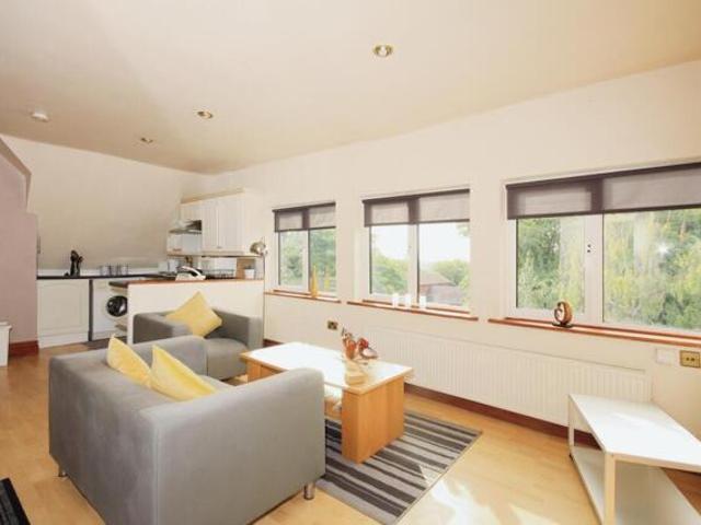 Apartment for sale in Rotherham, Moorgate