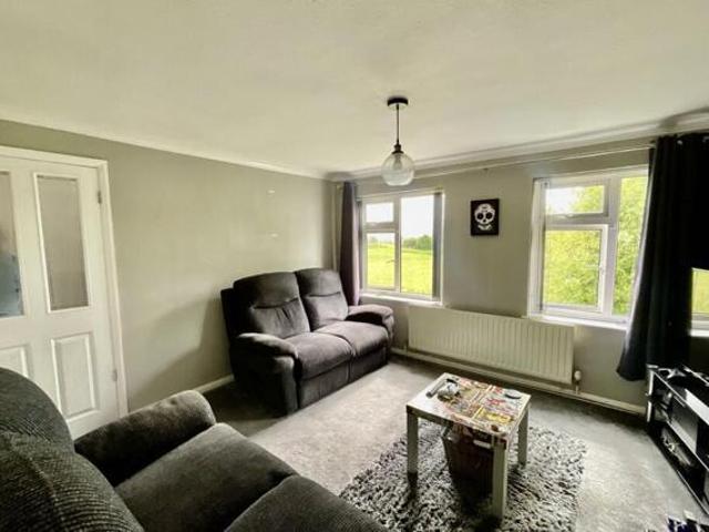 Apartment for sale in Rotherham, Aughton