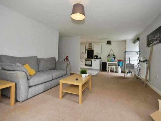 Apartment for sale in Gunthwaite and Ingbirchworth, Ingbirchworth