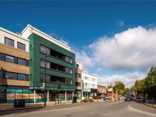 Apartment for sale in Longlands, Halfway Street