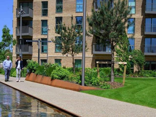 Apartment for sale in Slough