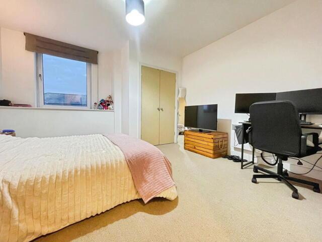 Apartment for sale in St Mary's, City Of Southampton