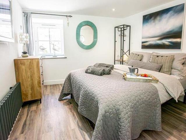 Apartment for sale in Penbeagle, Cornwall