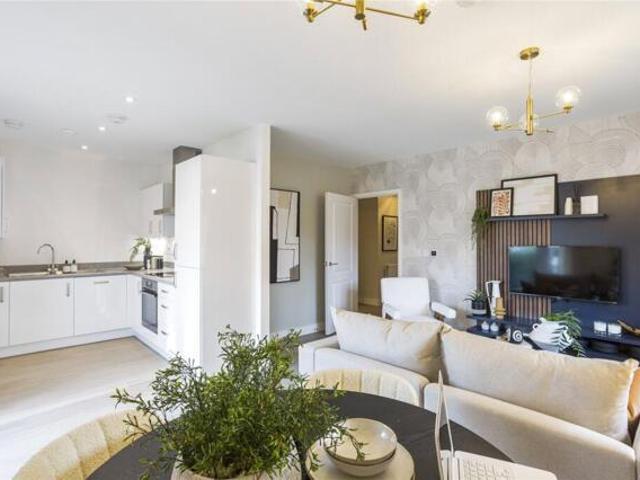 Apartment for sale in Windsor, Sunninghill and Ascot
