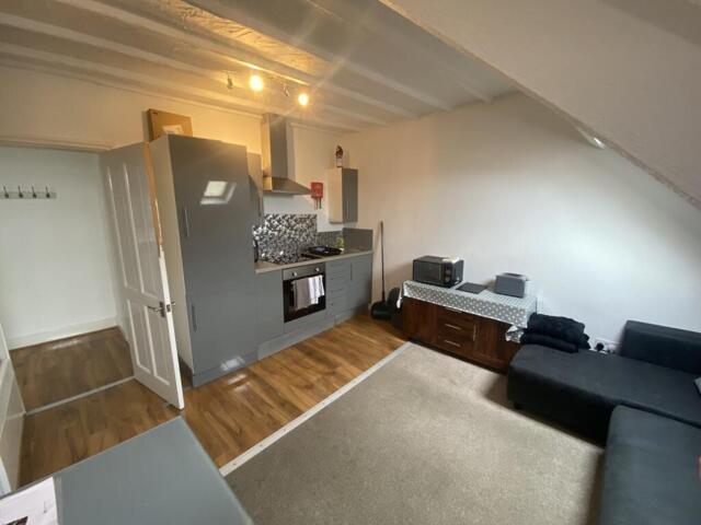 Apartment for sale in Tenby, Wales