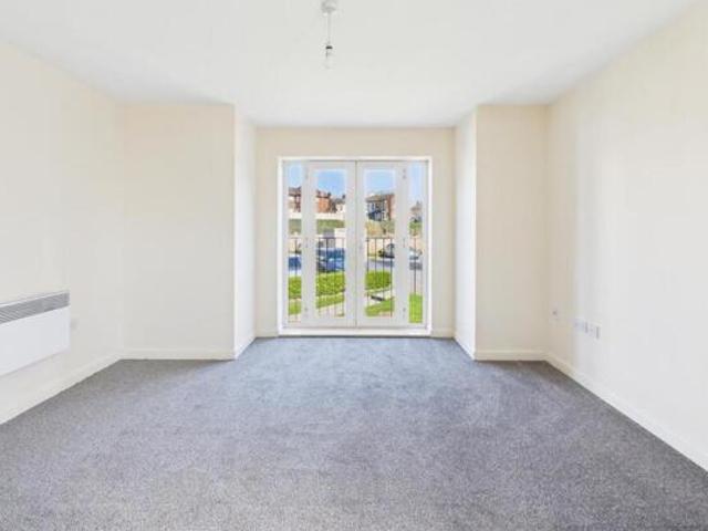 Apartment for sale in Wallasey, Poulton