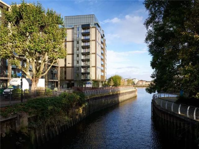 Apartment for sale in Wandsworth, Greater London