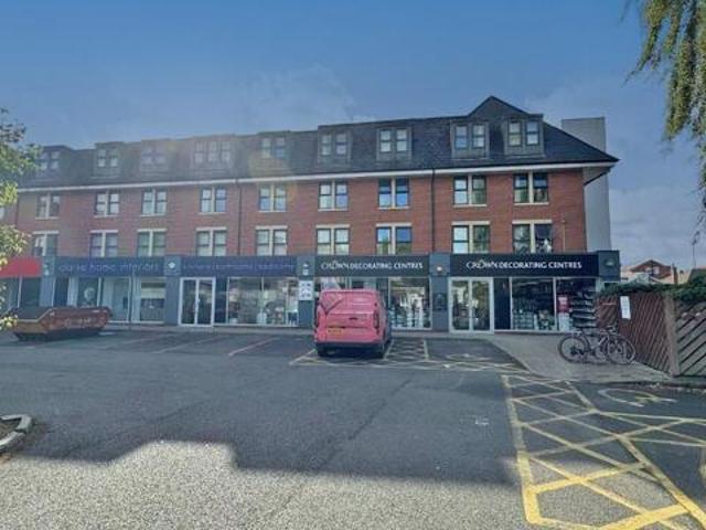 Apartment for sale in Abbey Park, Barton In Fabis