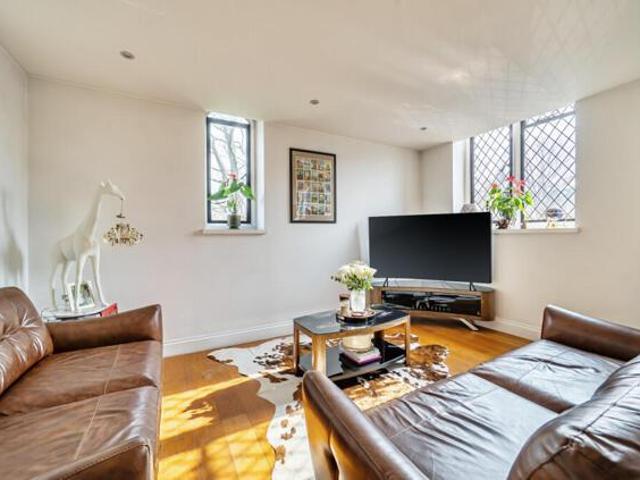 Apartment for sale in Clewer Village, Windsor