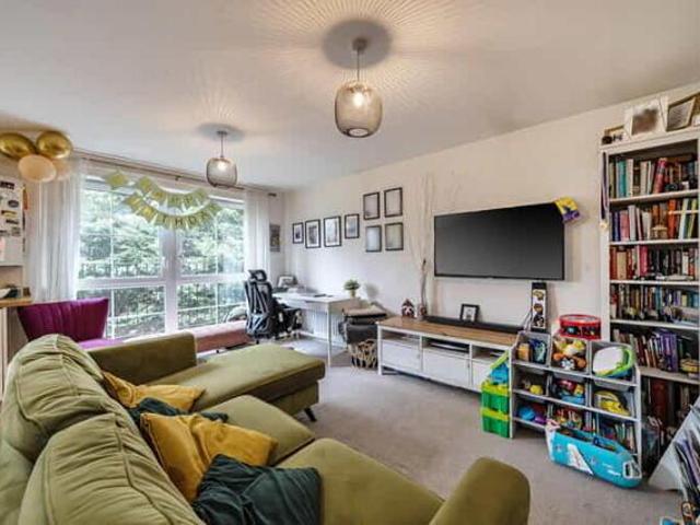 Apartment for sale in South Woodford, Isle Of Man
