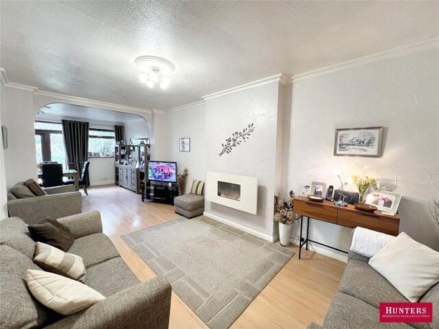 Bungalow for sale in Barnet, East Barnet