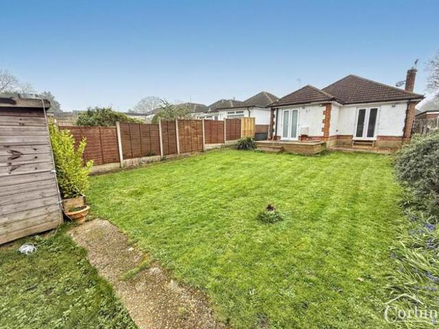 Bungalow for sale in Bear Cross