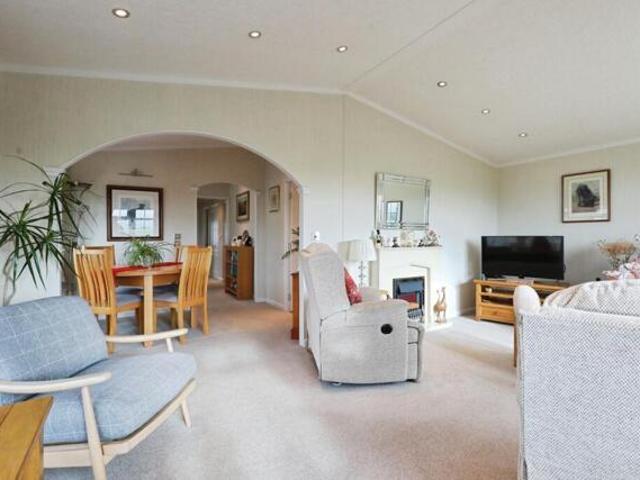 Bungalow for sale in Crookhill, Worcestershire