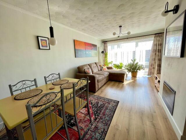 Bungalow for sale in Luton, Hart Hill