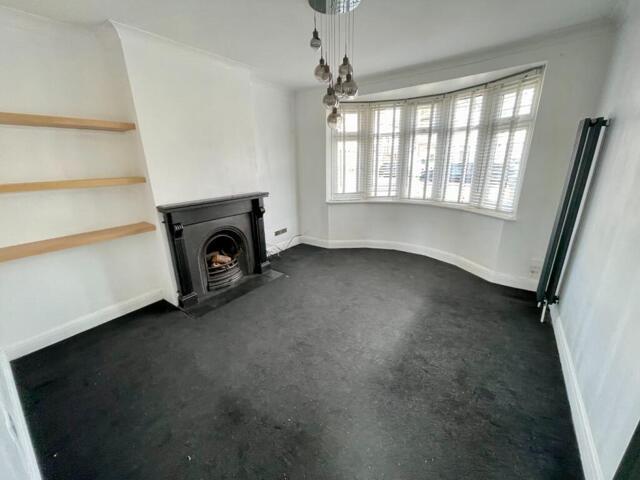 Bungalow for sale in Luton, Stopsley