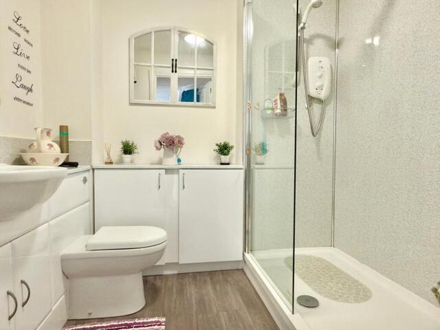Bungalow for sale in Tewkesbury, Pamington