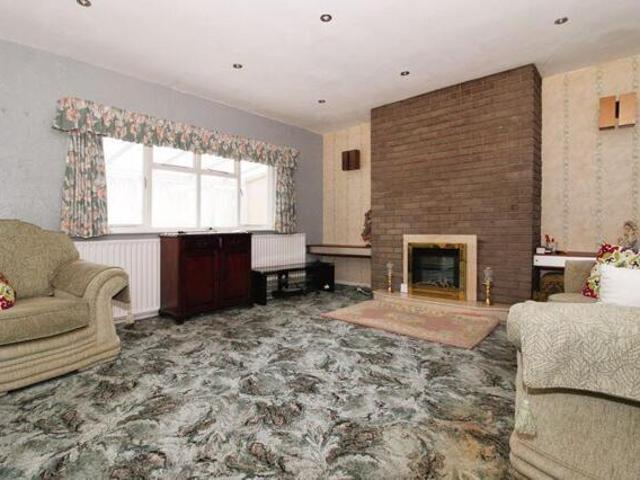 Bungalow for sale in Walsall, Stonnall