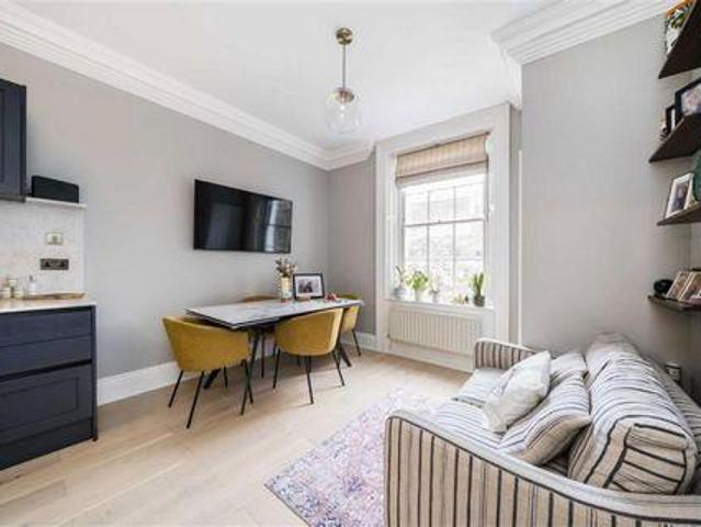 Apartment for sale in Knightsbridge, Greater London