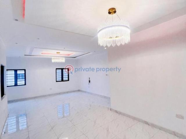 House for sale in Eti Osa, Abuja
