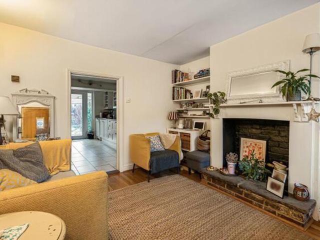 House for sale in Ashlyns Estate, Pouchen End