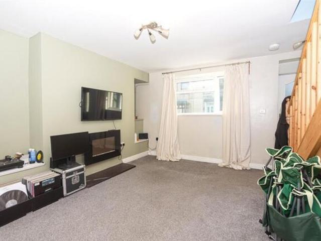House for sale in Llanllyfni