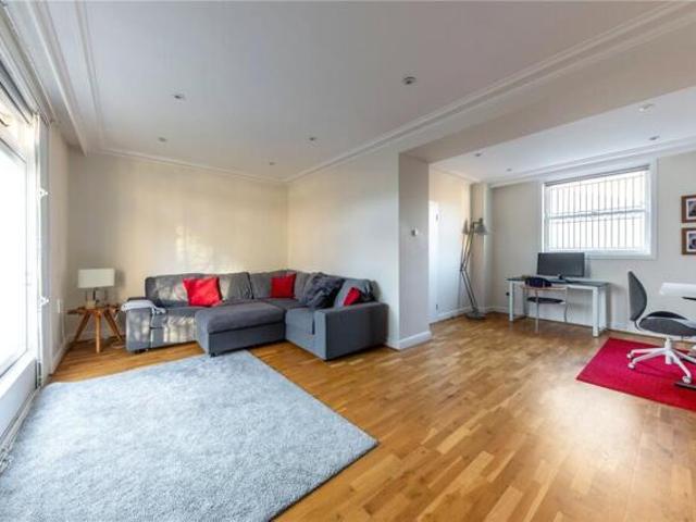 House for sale in Camden Town, Fitzrovia House for sale in Camden Town, Fitzrovia