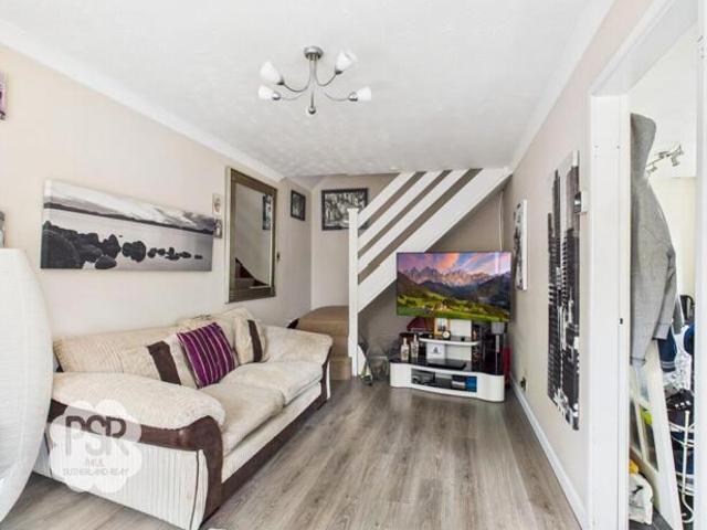 House for sale in Charlesworth, East Midlands