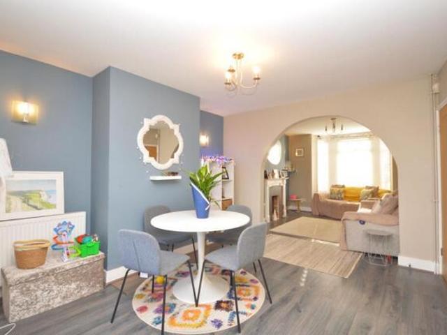 House for sale in Folkestone, Cheriton
